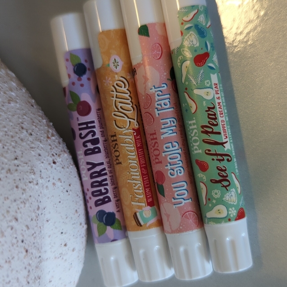 Perfectly Posh Lip Balm Set - Picture 2 of 2